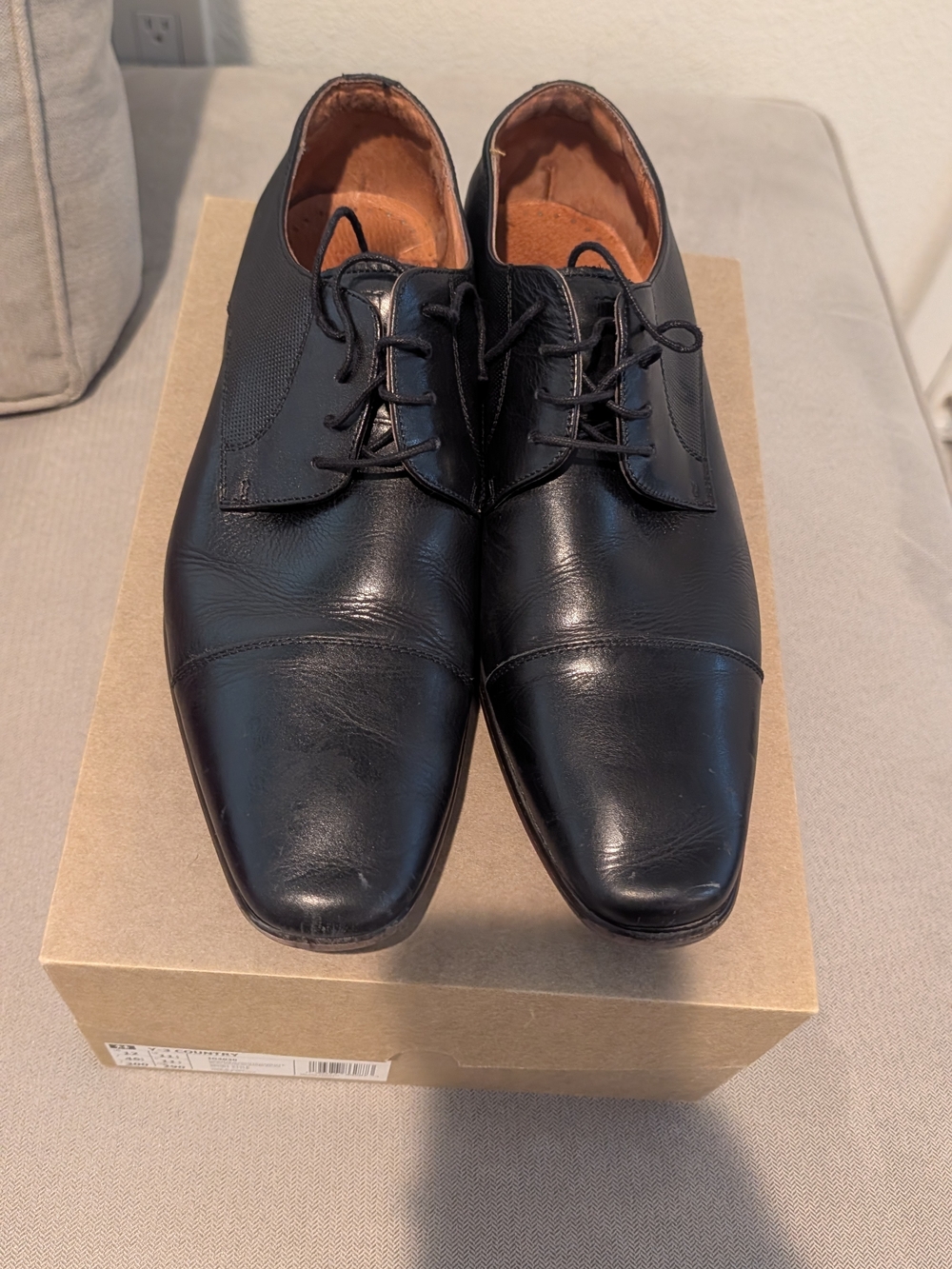 Florsheim Black Leather Cap-Toe Derby Dress Shoes